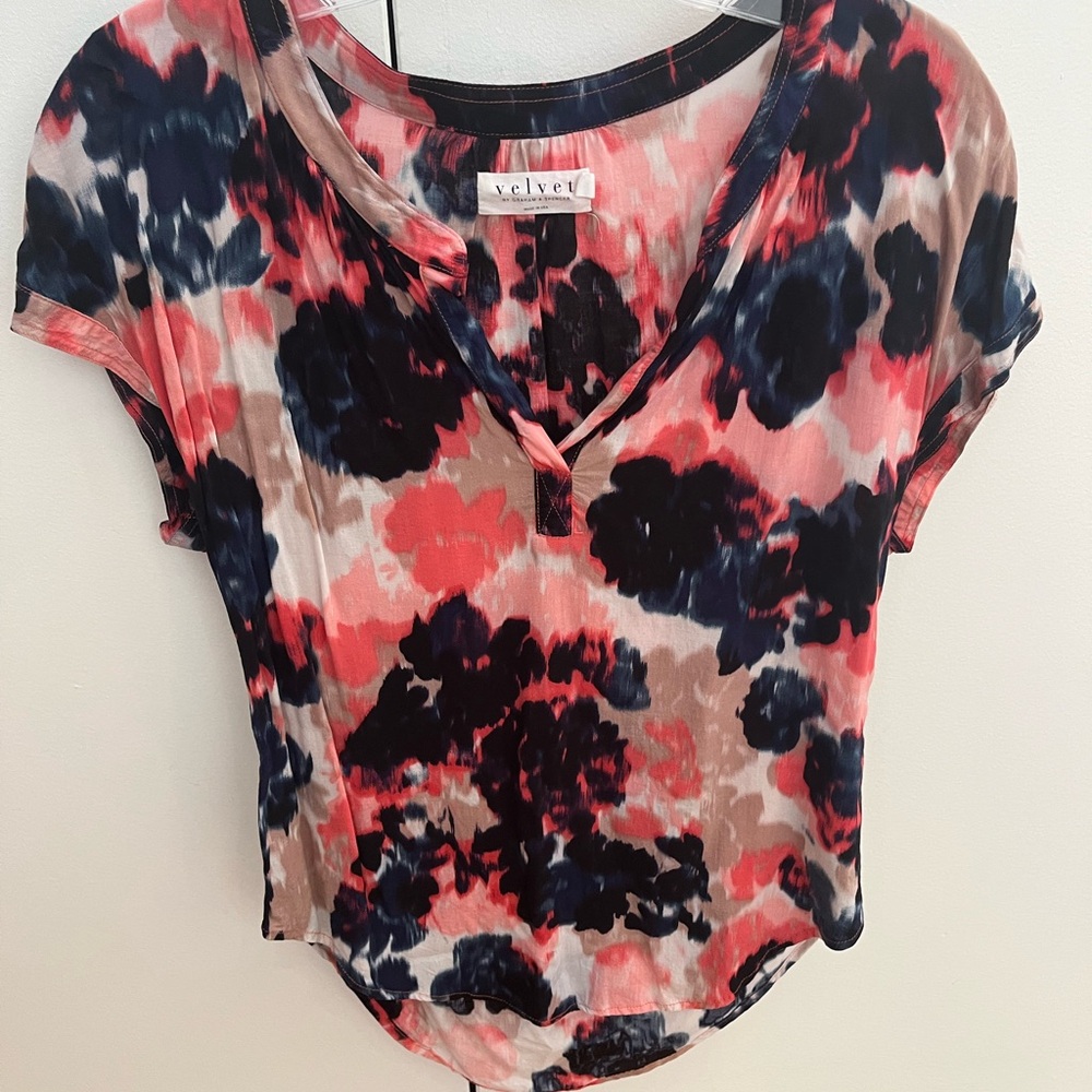 Velvet by Graham and Spencer Women's Floral Top - Coral and Black